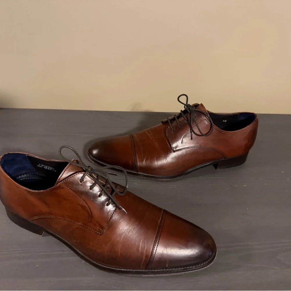 SuitSupply Men’s Italian Leather Lace Up Oxford Shoes